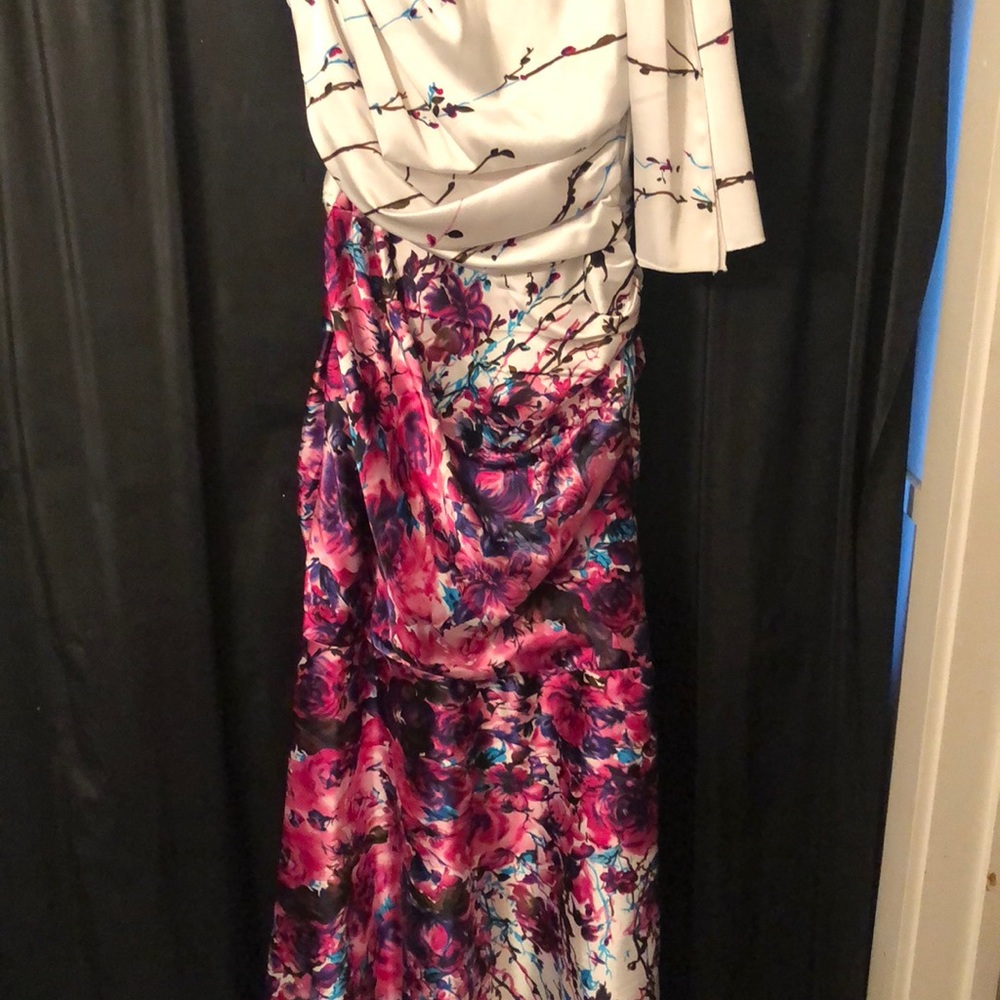 Prom dress brand new never worn